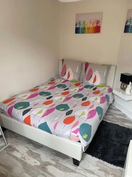Brest Saint-Marc : Appart T1 Bis Bien Situe Wifi Appartamento