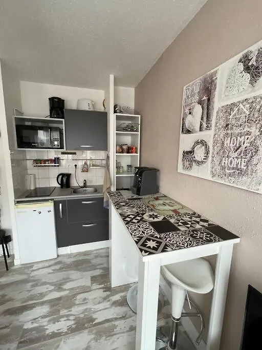 Appartamento Brest Saint-Marc : Appart T1 Bis Bien Situe Wifi