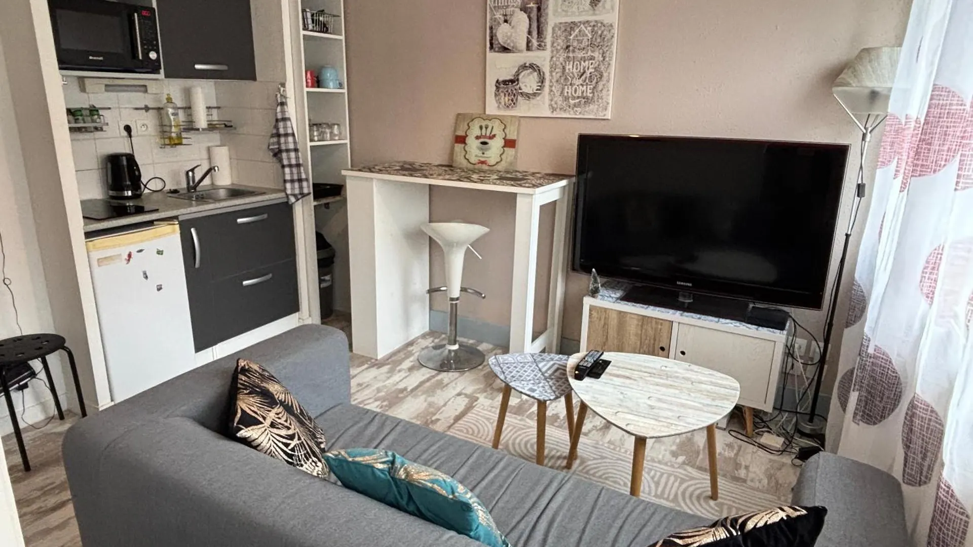 Appartamento Brest Saint-Marc : Appart T1 Bis Bien Situe Wifi